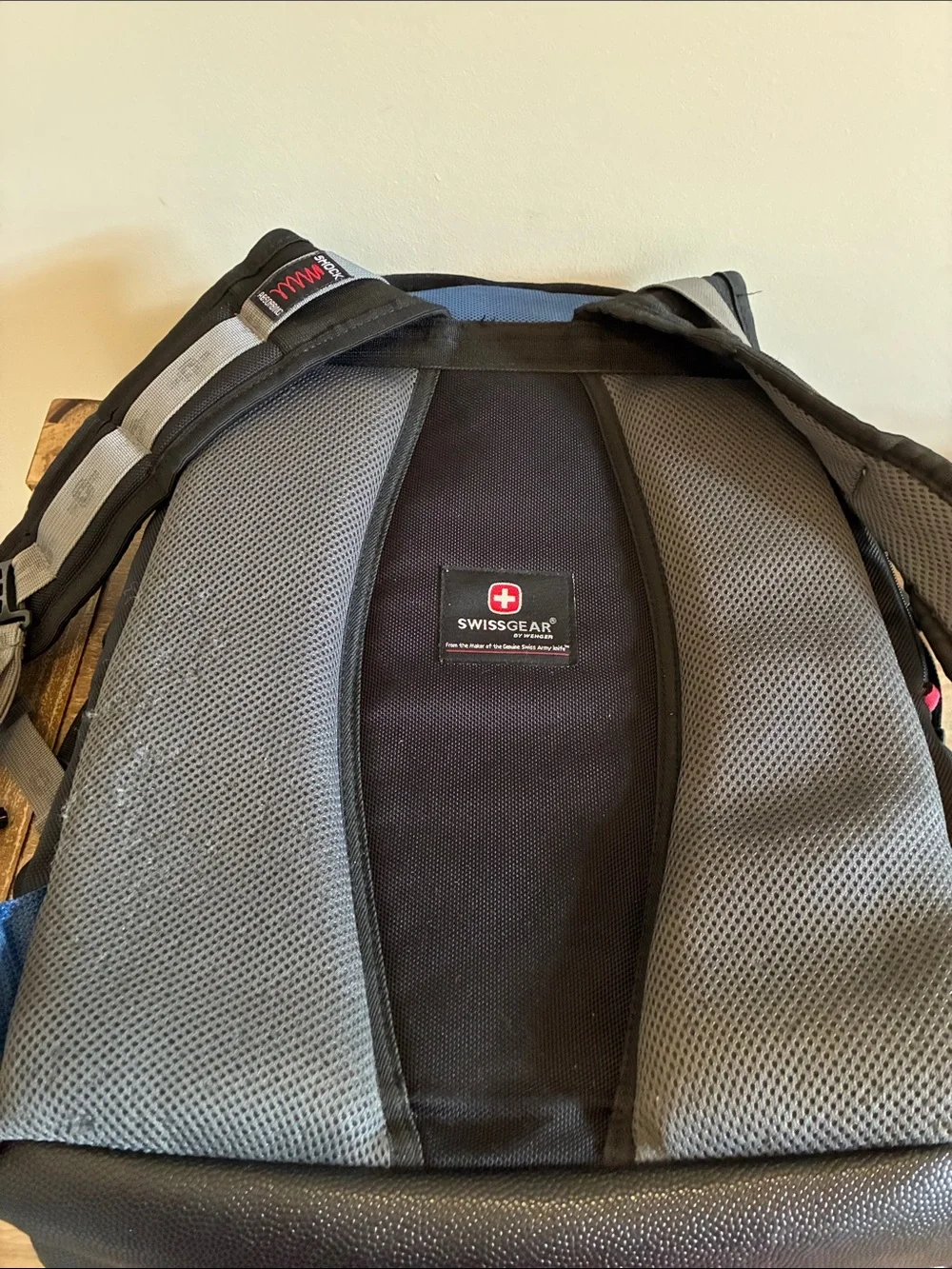 SwissGear very clean